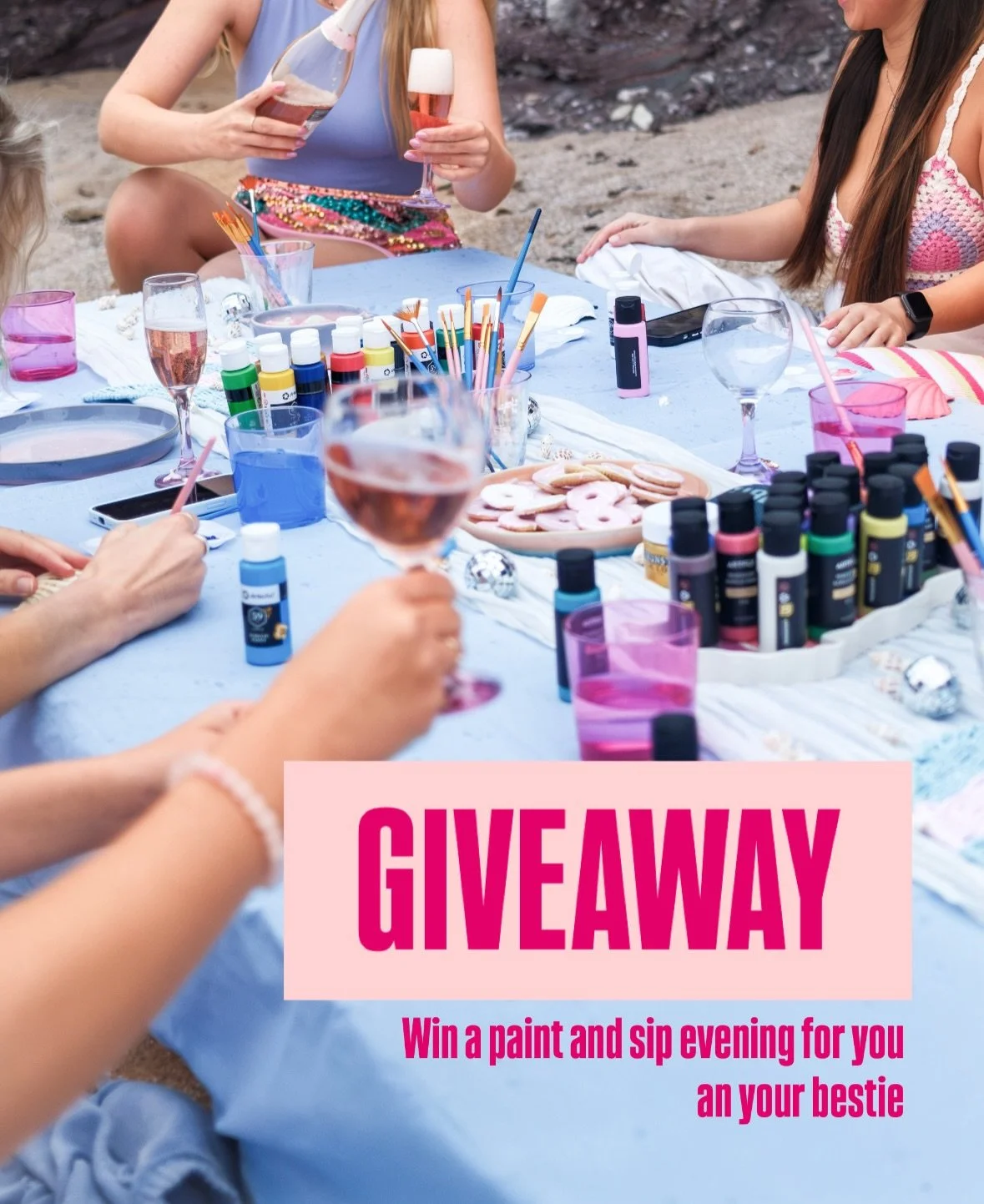 FREE bubbly + a night of painting? Yes please. 🥂 🎨
We&rsquo;re giving away 2 spots to our next Paint &amp; Sip &mdash; come sip, paint, laugh, and unleash your inner artist at @crabshell on 9th Dec. 

To enter:
💘 Like this post
🫶🏼Tag a bestie th
