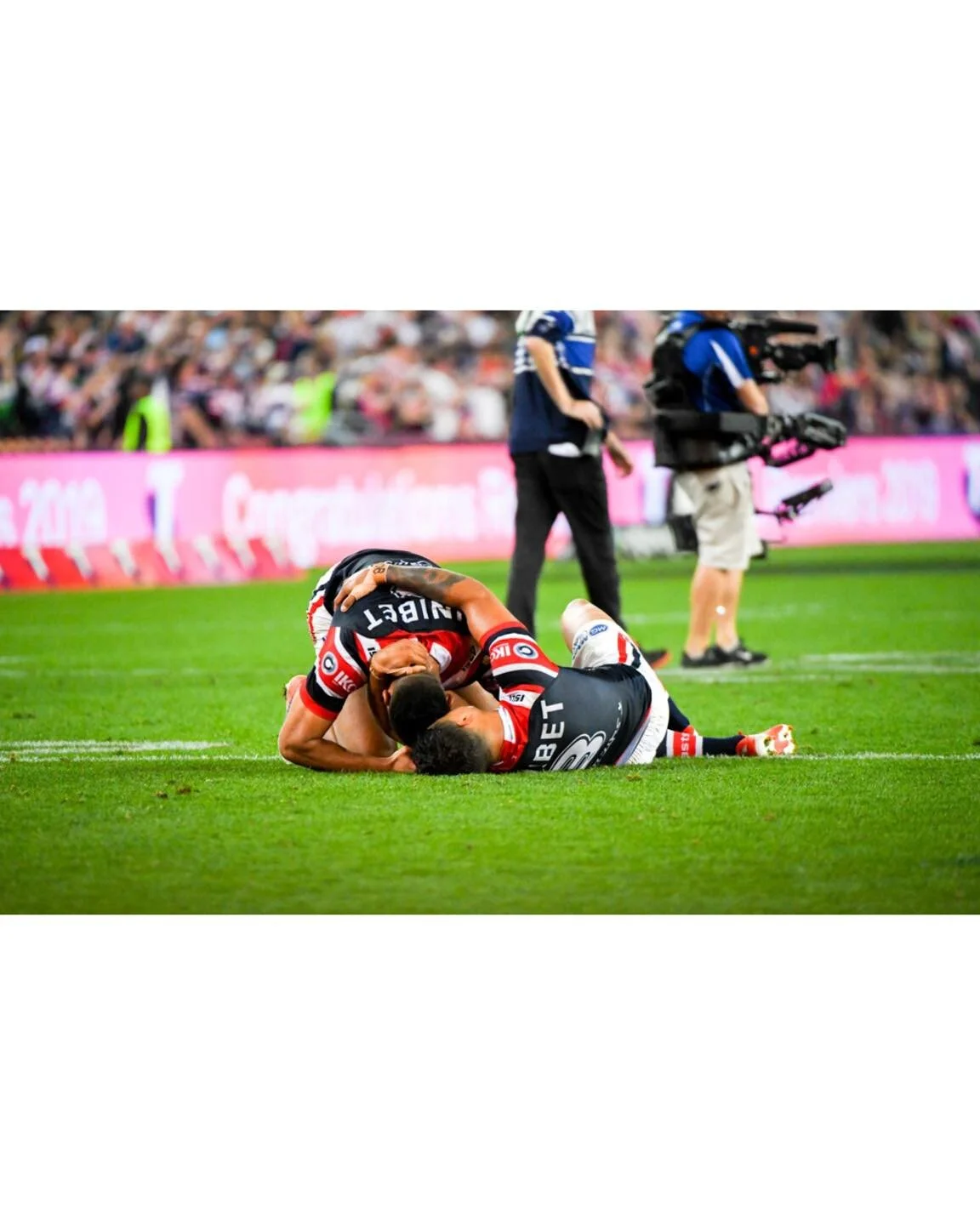 In honour of the return of the NRL season in 2023, here are some pics I took while on-field at the the 2019 Grand Final. An experience I will never forget.

Check out my new blog based on Sydney street photography. Link in the bio 💻

#photography #s
