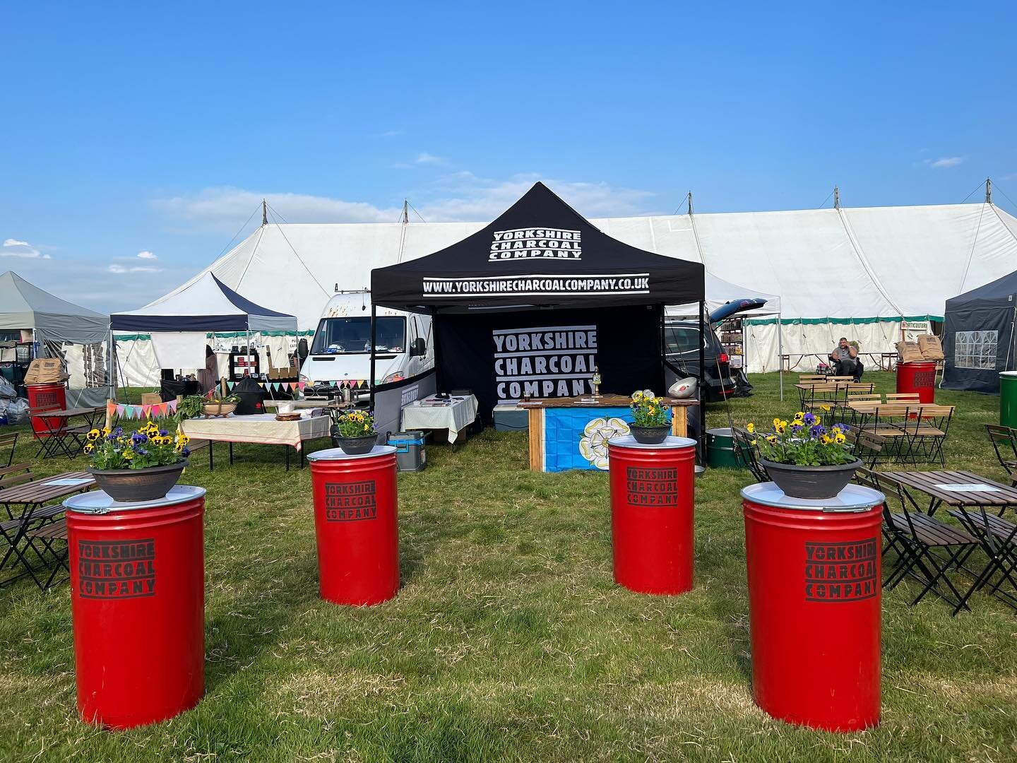 The @wensleydaleshow is on today . Come and visit us our stand . Buy a bag of charcoal and enjoy a free pint of @theakstonbrewery best bitter on the house . 
Who said Yorkshiremen are tight !! 

#wensleydaleshow2022 #theakstonsbrewery #agriculturalsh