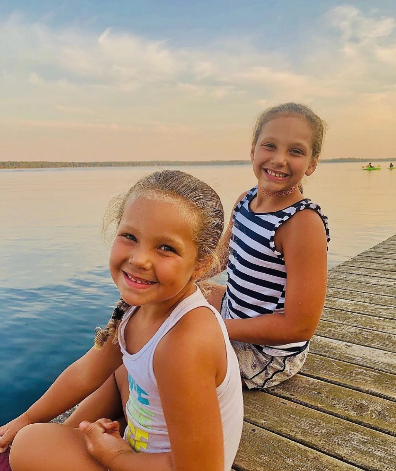 We’re ready for sunshine!!🌞
📸: @robynmariegibson 
•
•
•
•
•
•
•
•
•
•
•
•
•
•
•
•
#summer #summer2021 #camping #campingfood #campinghacks #instagood #country #bea