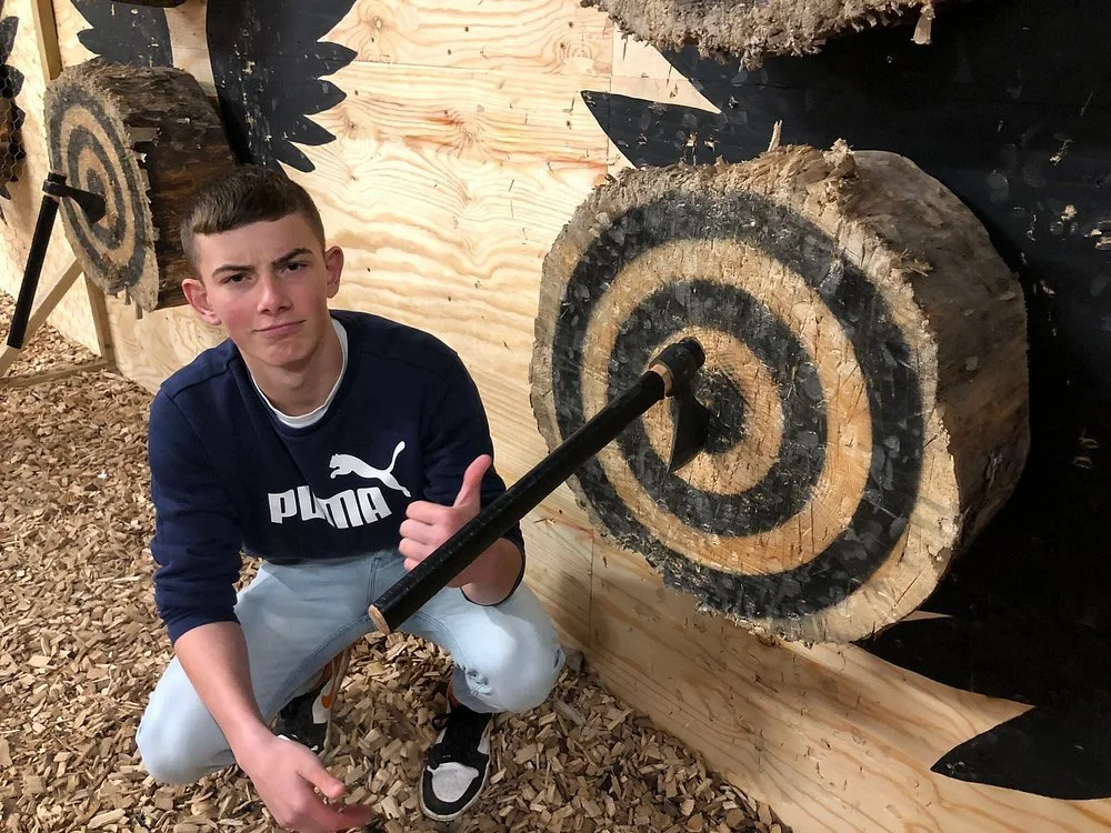 axe-throwing.jpg