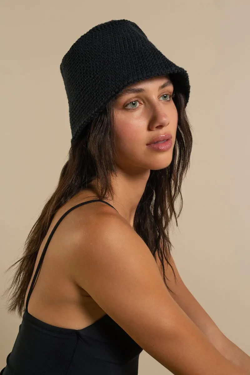 BucketAuroraBlack2_1728x.jpg