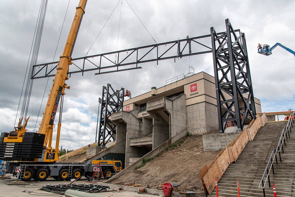 refa-newsfeed-autzen-stadium-image-04_1500x1000.jpg