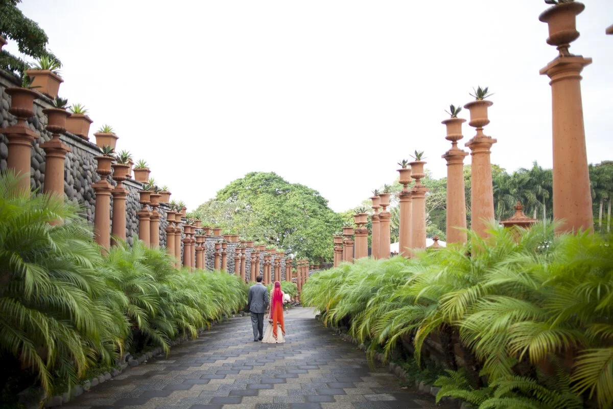 zepher-palace-wedding-couple-tropical-wedding-costa-rica-wedding.jpg