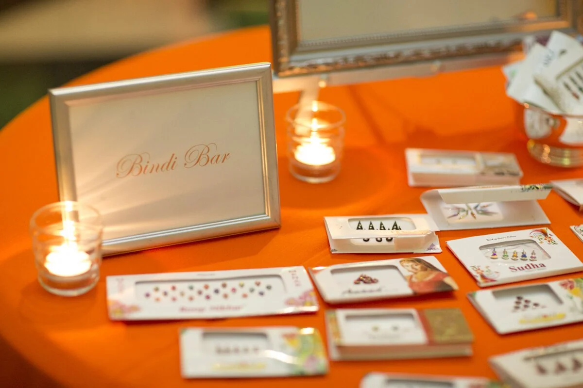 bindi-bar.jpg