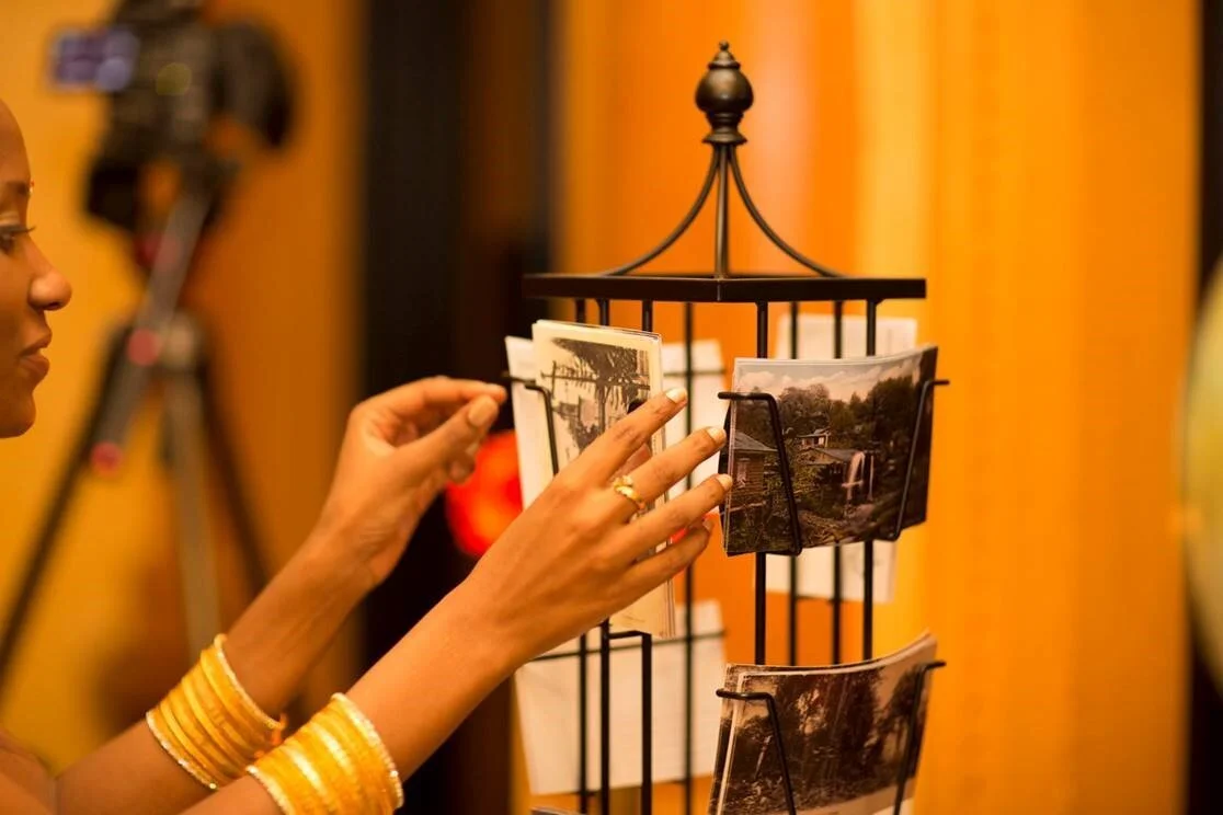 postcard-holder-wedding-postcards.jpg