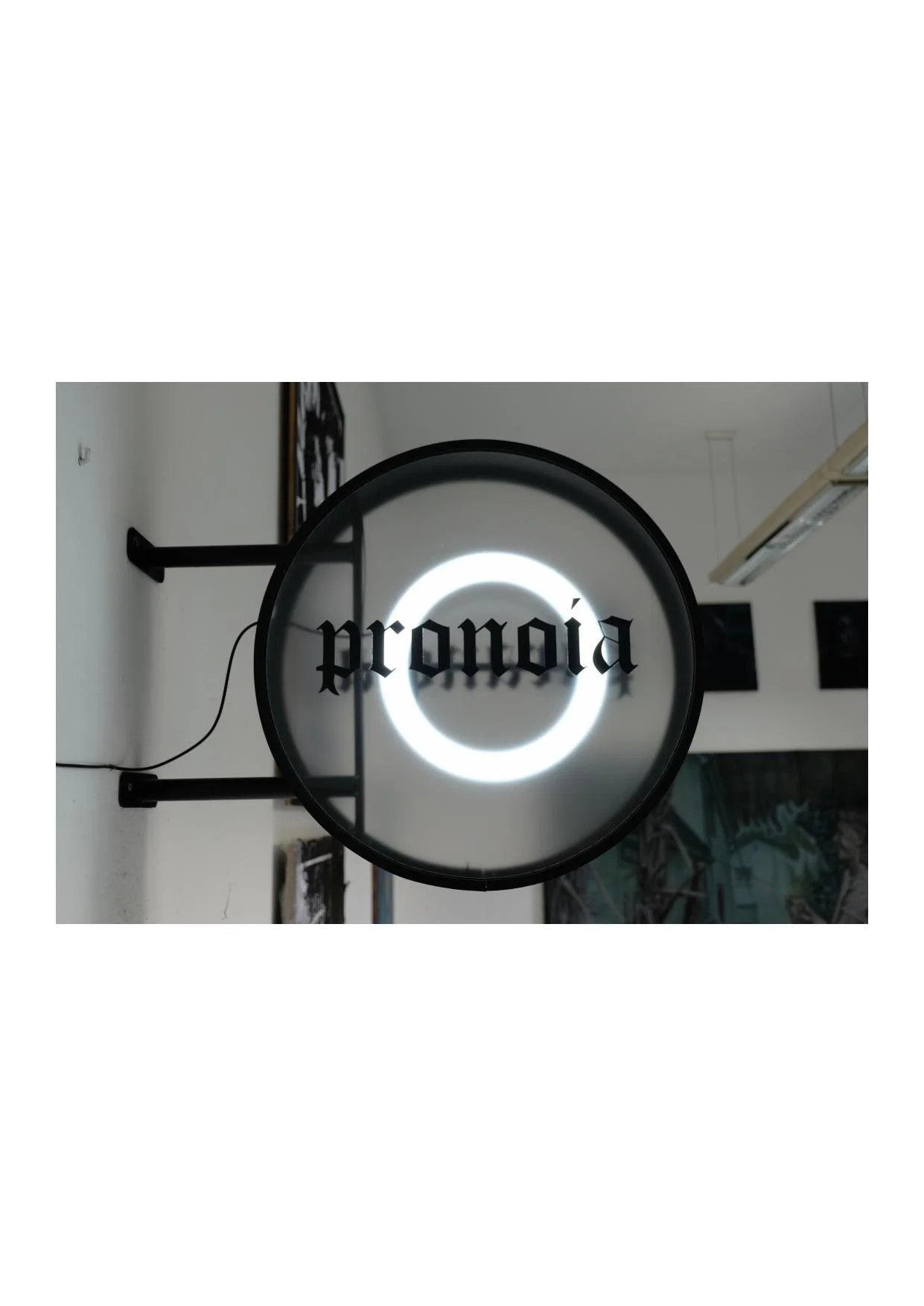Wagner_Paranoia Lampe-2.jpg