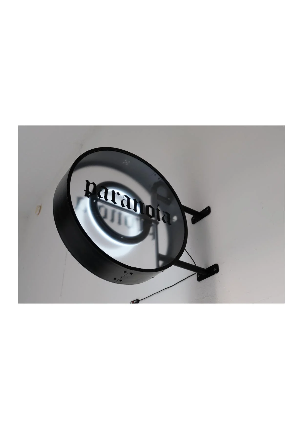 Wagner_Paranoia Lampe-3.jpg