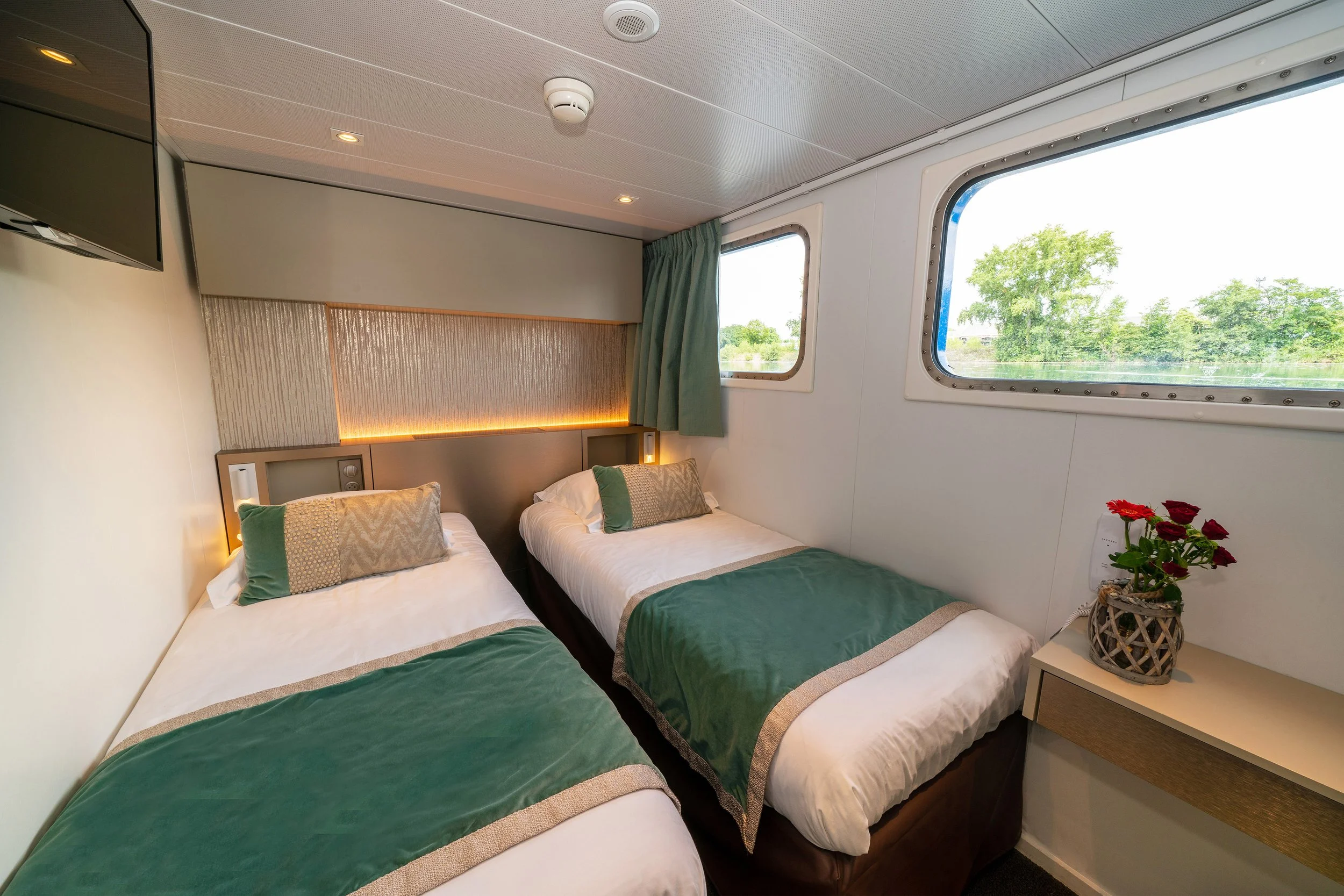 MS Daniel - cabin.jpg