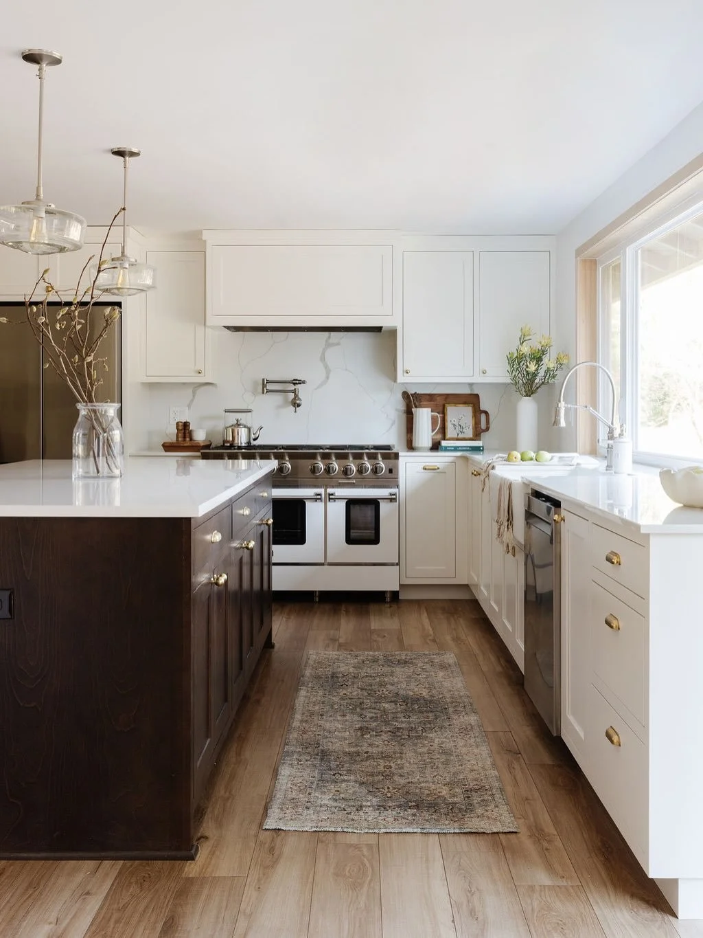 A calm, light filled kitchen to head into the weekend. 

Warm wood, soft tones and clean lines. Designed for slow mornings, open windows and everyday living ✨ 

Our Heritage Kitchen project.

#kitchendesign #collectedhome #customkitchen #residentiald