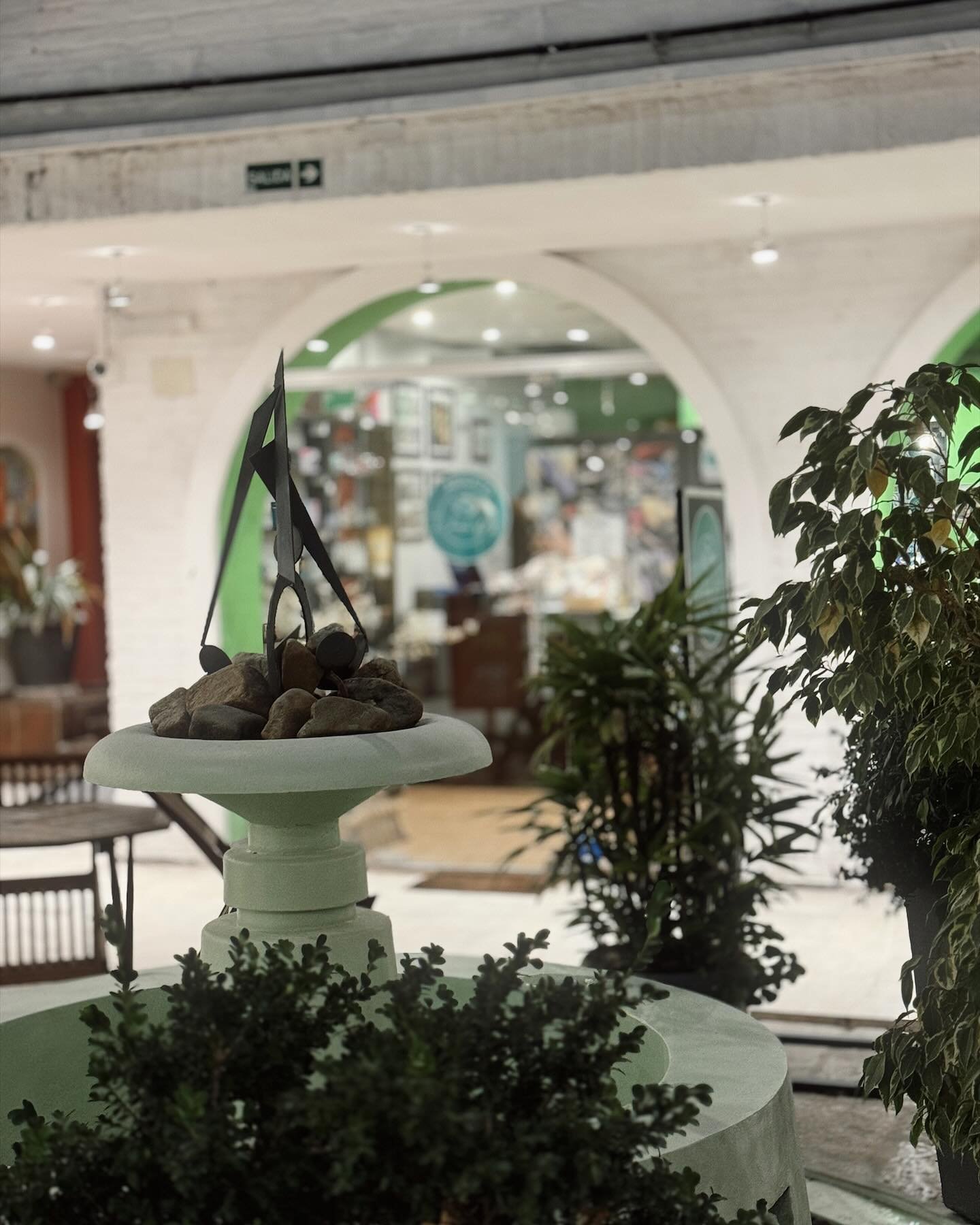 Espacios verdes en nuestro mall + @latiendadelteuy 💚 el mejor combo!