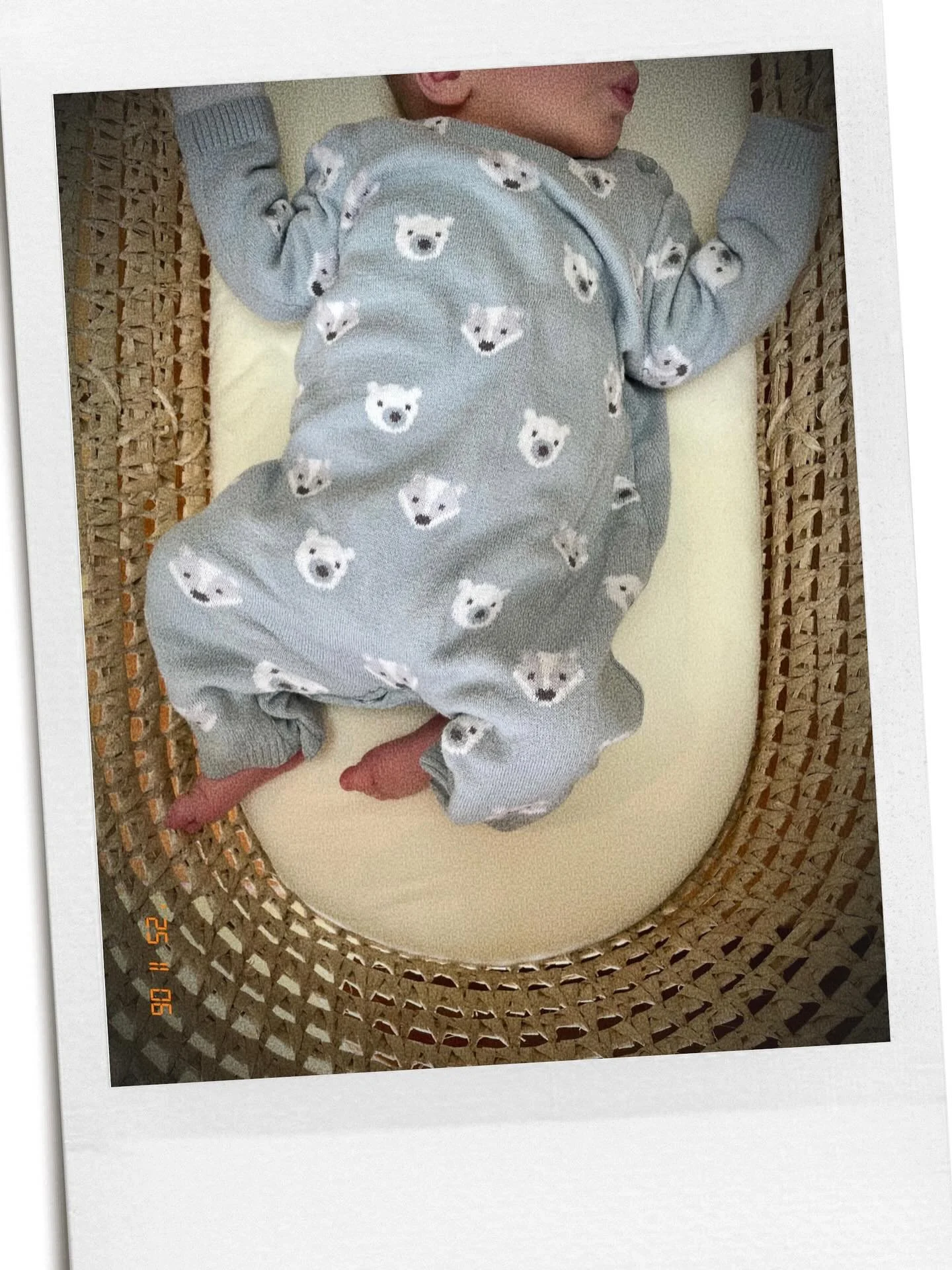 10 days of Sonny 🧡

Born on harvest moon with a bang and we are totally in love! All my shops are closed for the foreseeable but I wanted to say a massive massive thank you to all my incredible stockists that kept me super busy right up to little ma