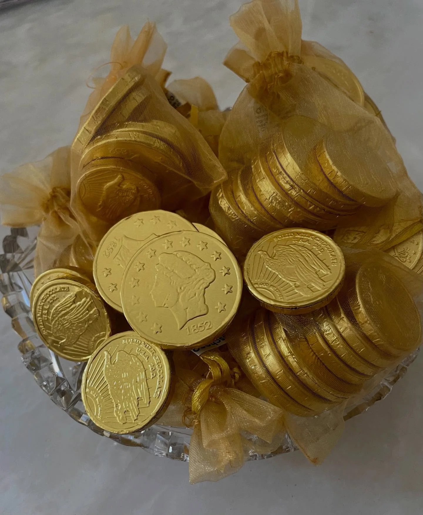 Lucky chocolate gold coins that we are giving away at our Lunar Dinner at Bai Wei! Lores Chocolate store was so magical with all the Valentines and handmade chocolates. May the year of the Horse bring Joy and Abundance. 
@loreschocolates 
@baiwei_103
