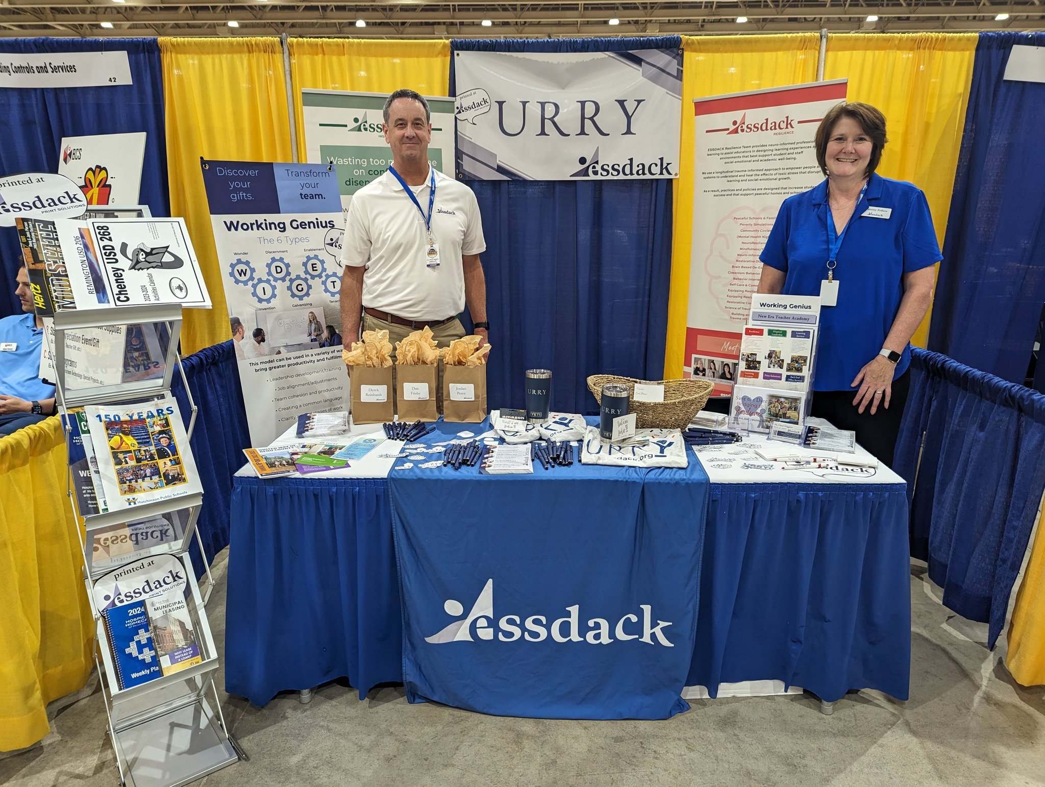 We are ready at the USA|Kansas Uniting Leaders 2024 Vendor Exhibit! Stop by and say 👋Hi to Dr. Higgins and Tammy and be sure to enter our drawing.