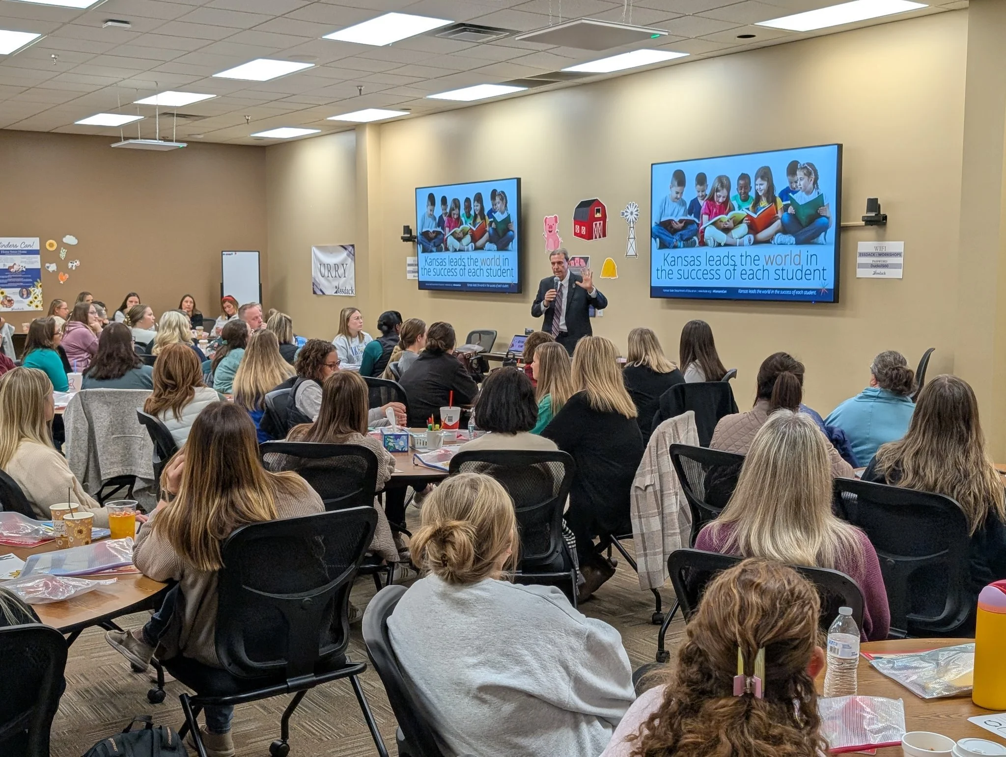 Our second Kinders Can! conference has begun with a surprise visit from Dr. Watson! He is such a great advocate for early education in Kansas. 

We are looking forward to another great day with early educators encouraging play and connection🥰