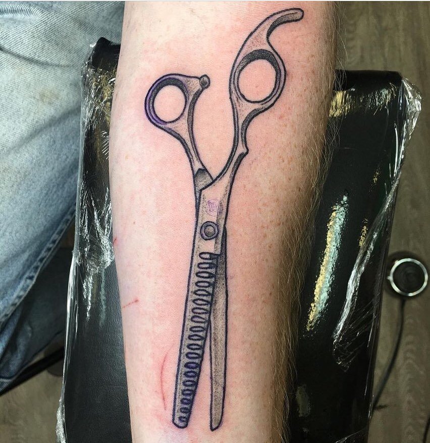 Super clean sheers by @tattoosbyzak call the shop to get an appointment!