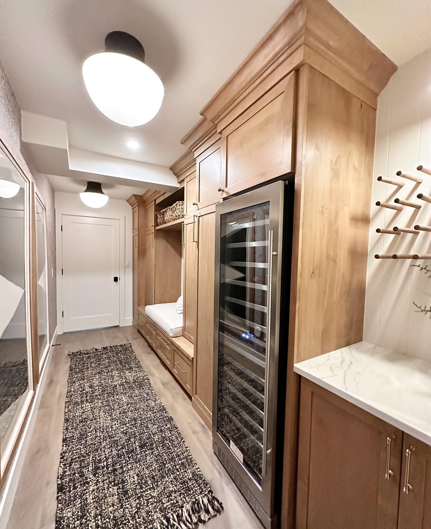 It&rsquo;s that time of year where everyone is organizing and cleaning&hellip; This drop zone is a great way to utilize your space in a small area. The before and afters are amazing! Let us know if you need help making your rooms more functional for 