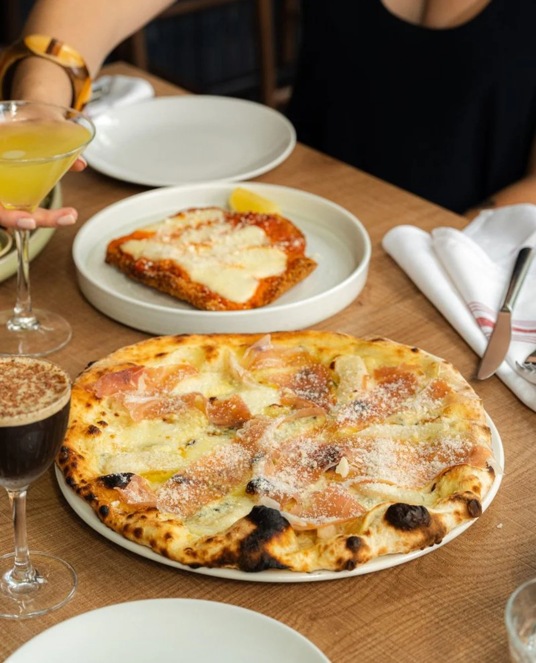 When the whole table understood the assignment.

Fresh pasta made daily, oven-baked pizzas straight from the fire, and a spread made for sharing.

So&hellip; what&rsquo;s on your table?