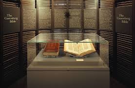 Guttenberg Museum Bible Mainz.jpg