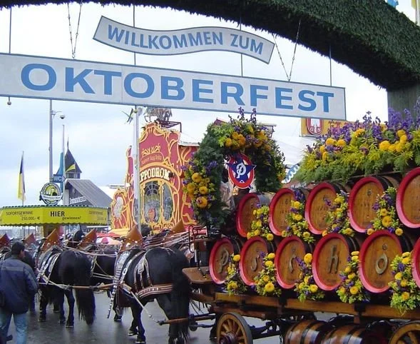 Oktoberfest Wagon (3).jpg