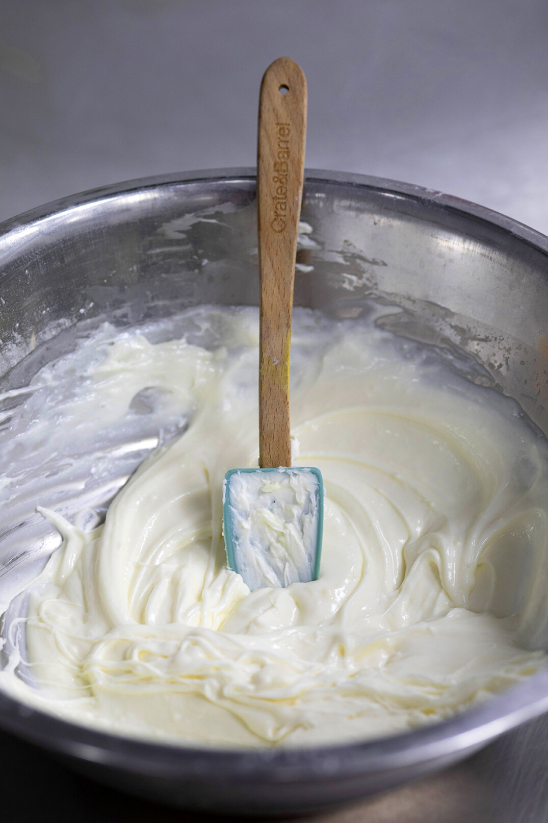 Spatula in bowl