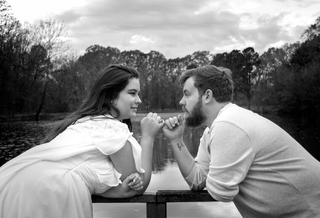 Cheyenne &amp; Garrett series - Pinky Promise

Swipe to view the color version :)

#photography #901photographer #loveart #downtownmemphis #choose901 #fashionphotography #ilovememphisblog #memphisphotographer #portraits #portrait #countryphotography 
