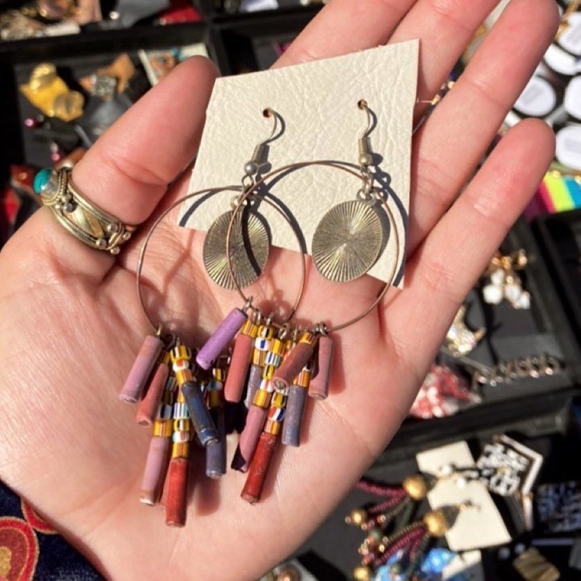 Loved making these! I haven&rsquo;t been putting my jewelry out at our @portervintage pop-ups lately- always feels wonderful when one of my own designs gets some love🥰

Thank you @ruby_homan for sharing your love of art and fashion and all the thing