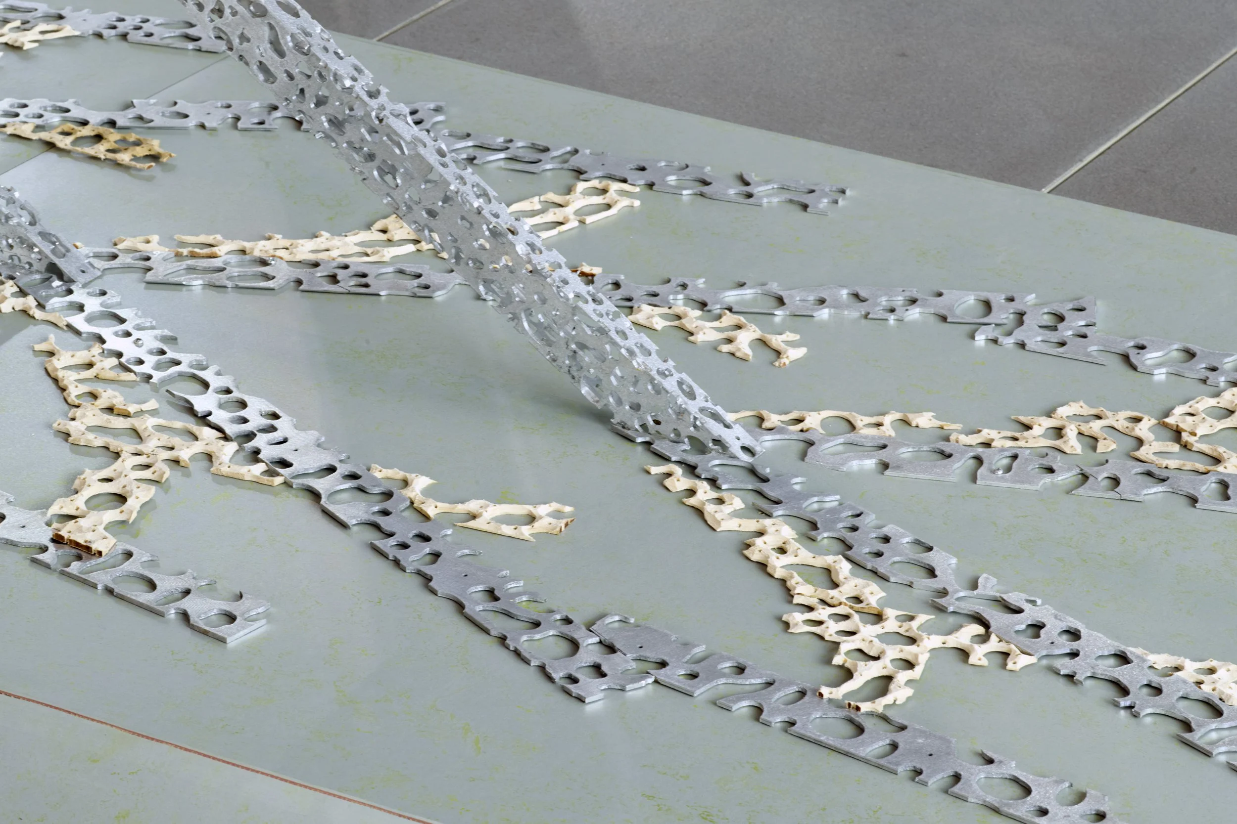 VA_ART_TABAK_SHAINA_Untitled_DETAIL 1.jpg