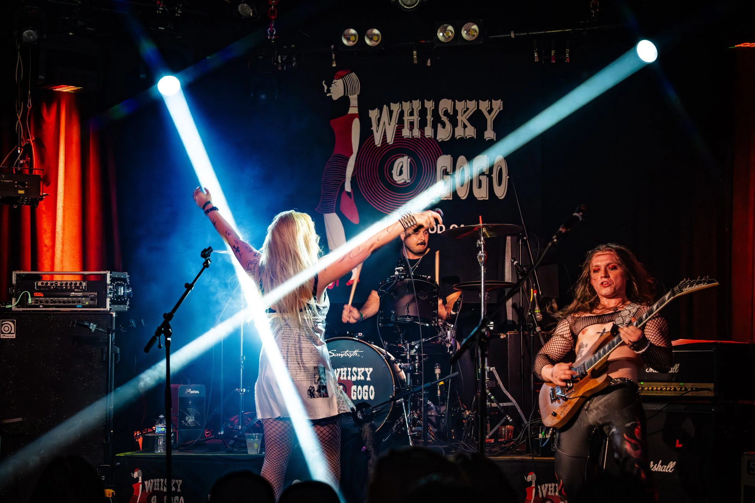 TMP_DumBlond_FINAL_COLOR01222026_078.jpg