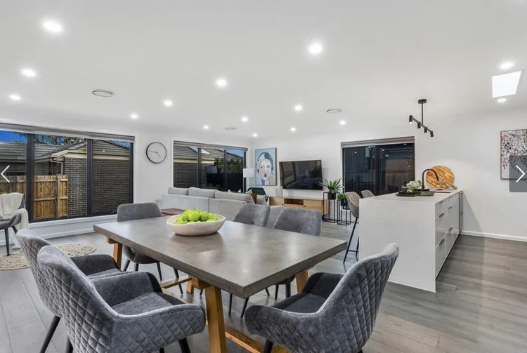 Residential Electrician in Essendon delivers high-quality lighting installations in a contemporary home