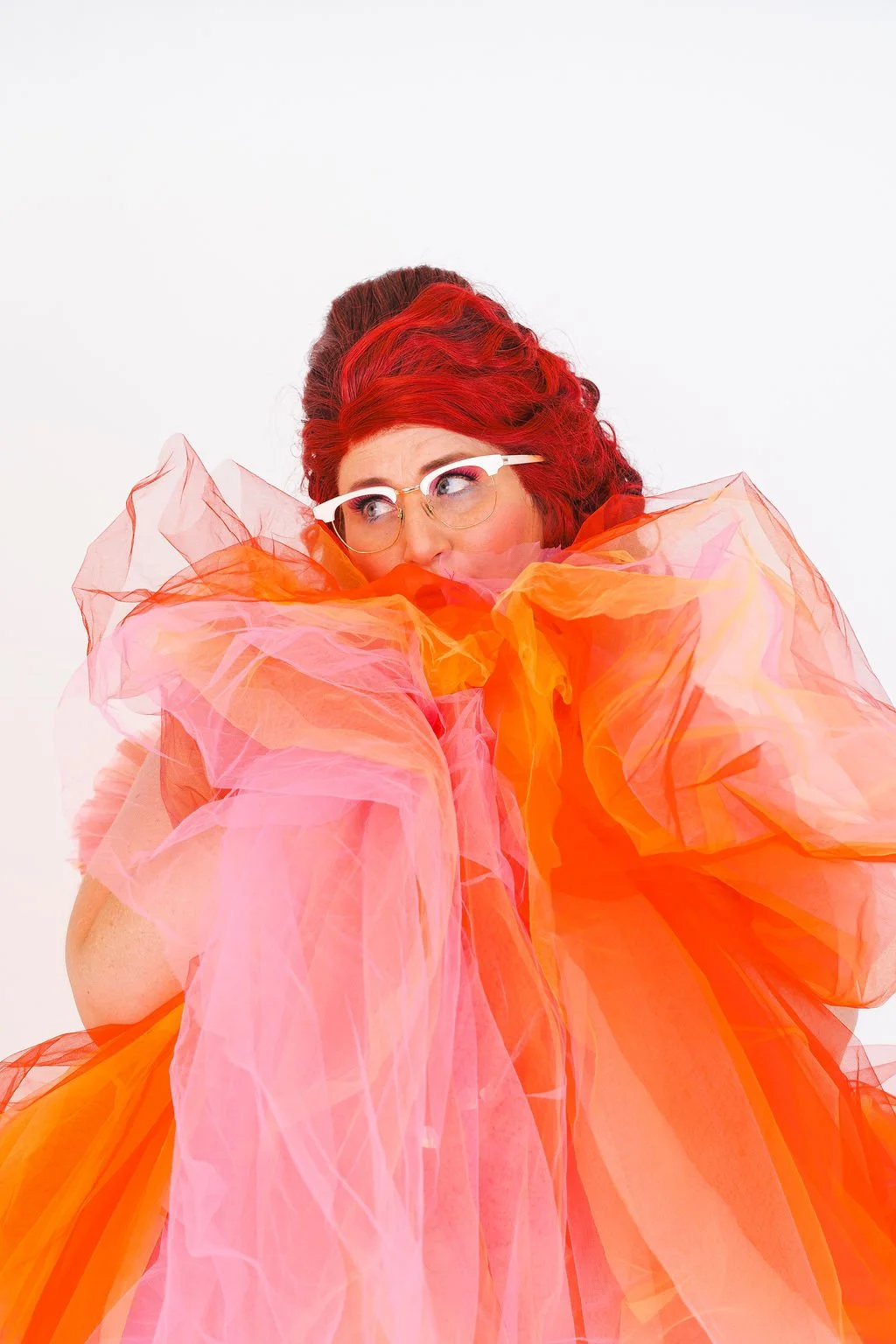 Famous Sharron_CLASSIC_Fru Fru Look Left_WS.jpg