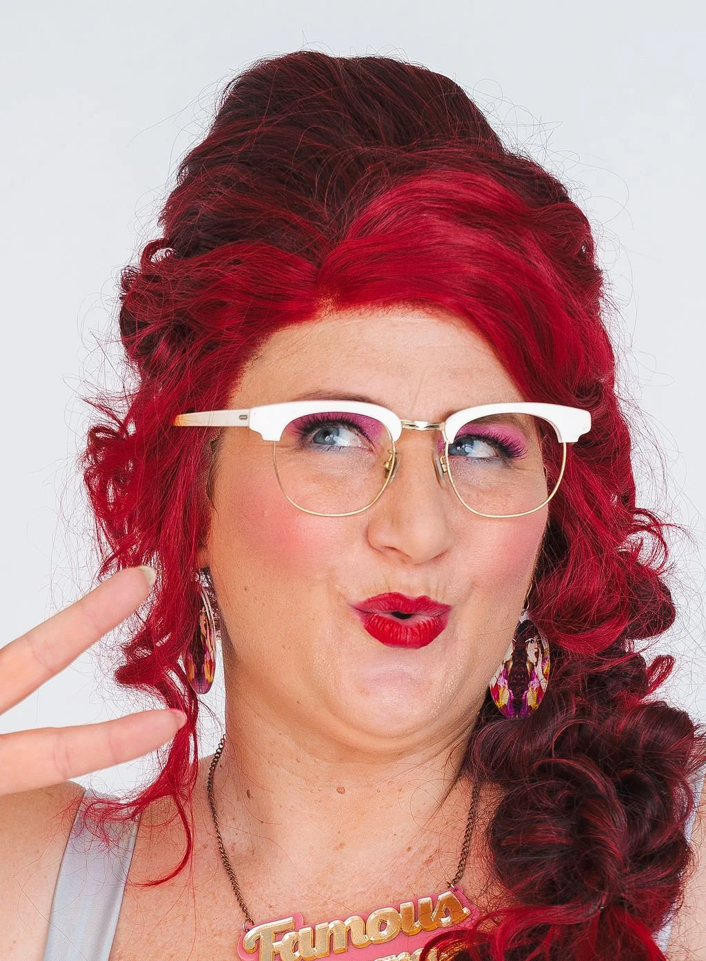 Famous Sharron_CLASSIC Close Up Ooh_WS.jpg