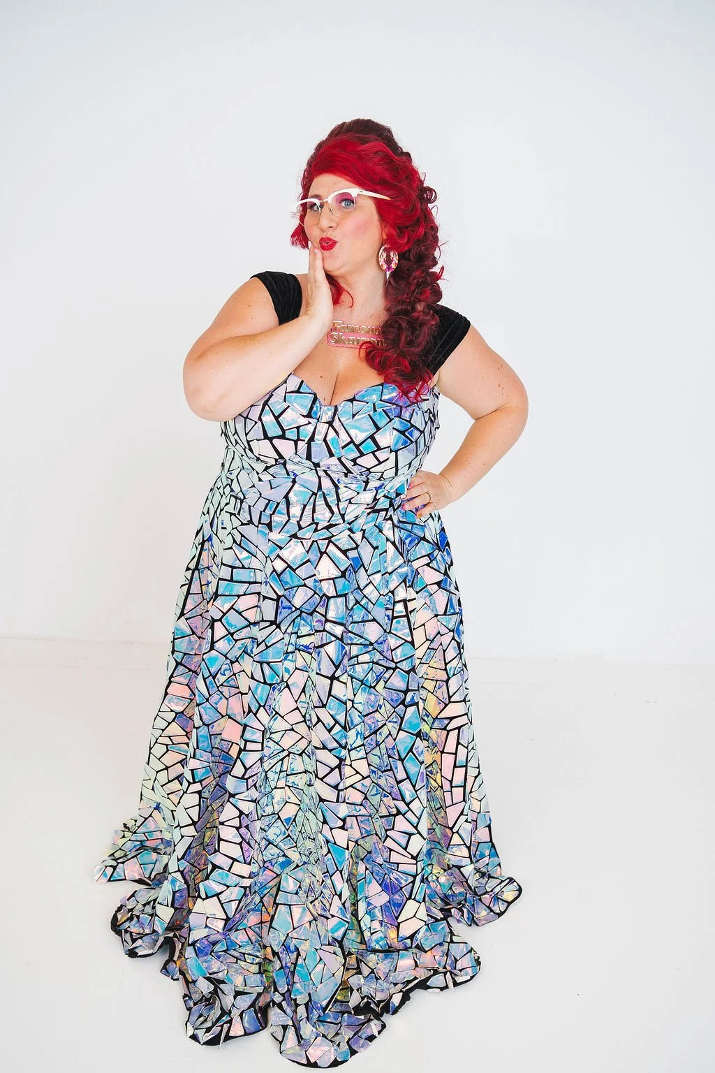 Famous Sharron_CLASSIC Mirrors Posed Arm_WS.jpg