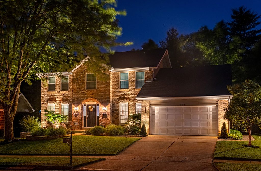 professional landscape lighting