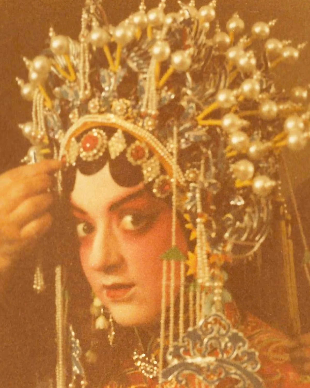 Don't miss DAC Storytelling Night with Special Guest Elizabeth Wichmann-Walczak, this Saturday, June 13 from 6 - 7:30 p.m.!

Retired UH professor and Asian theatre director Elizabeth Wichmann-Walczak is known as the grande dame of Beijing Opera in Am