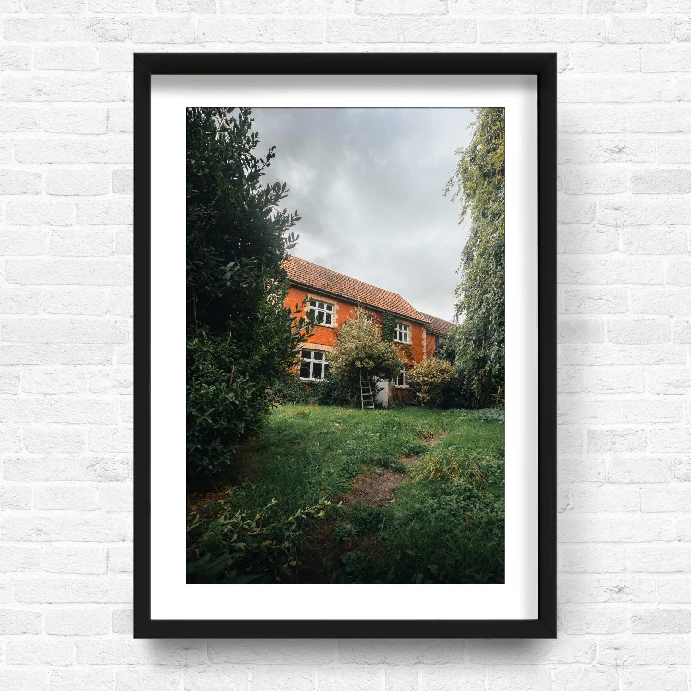 COTTAGE.jpg