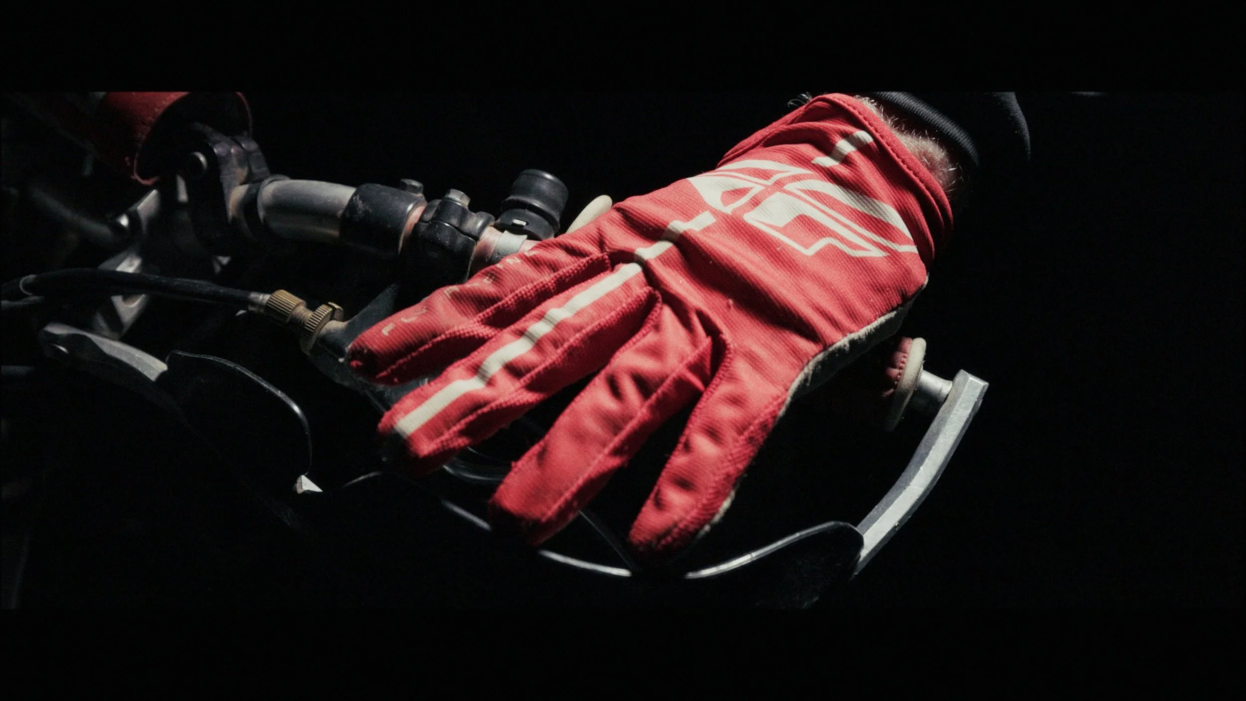 Slo Mo Stringout_01_43_57_03.jpg