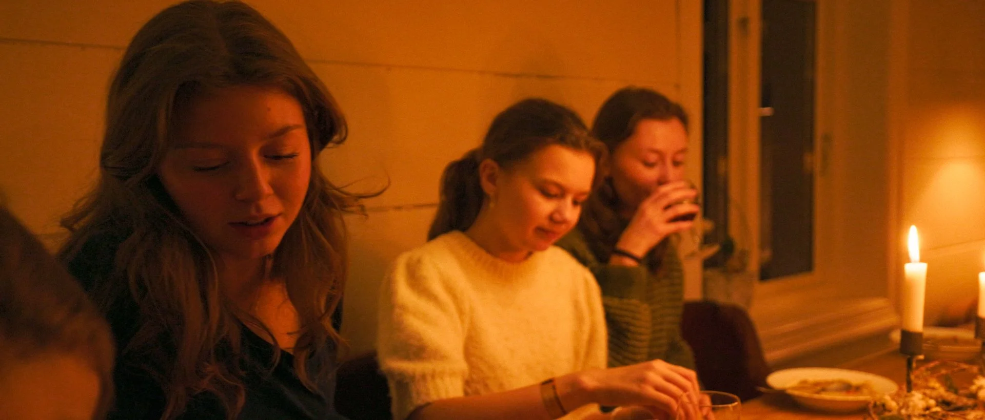 Hedda's House_00_53_28_15.jpg