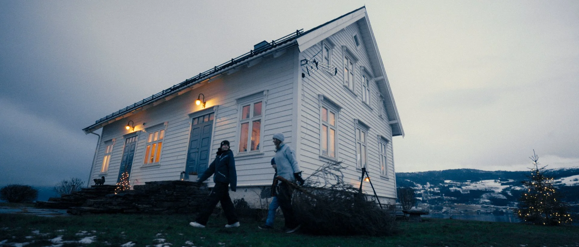 Hedda's House_00_19_15_05.jpg