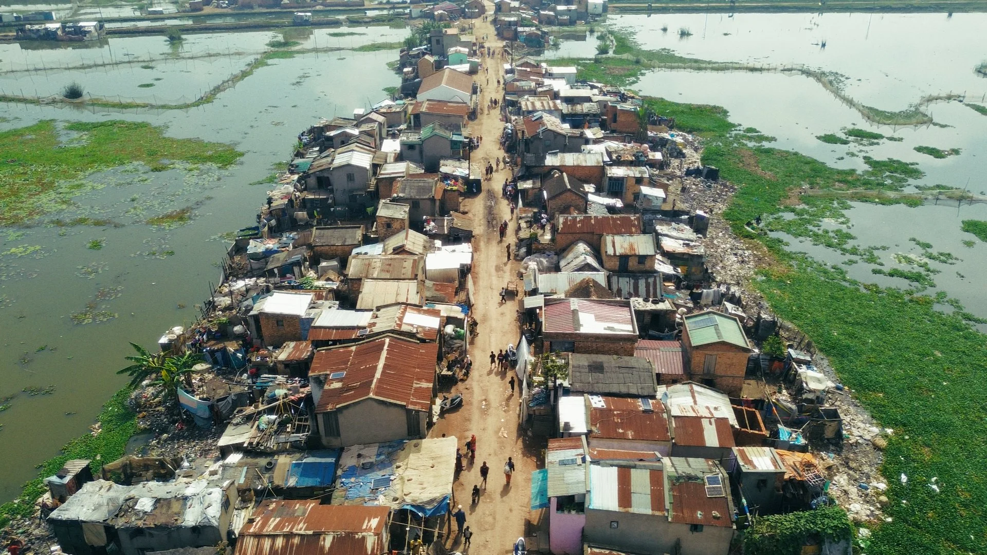 Day 01 Stringout_01_17_52_20.jpg