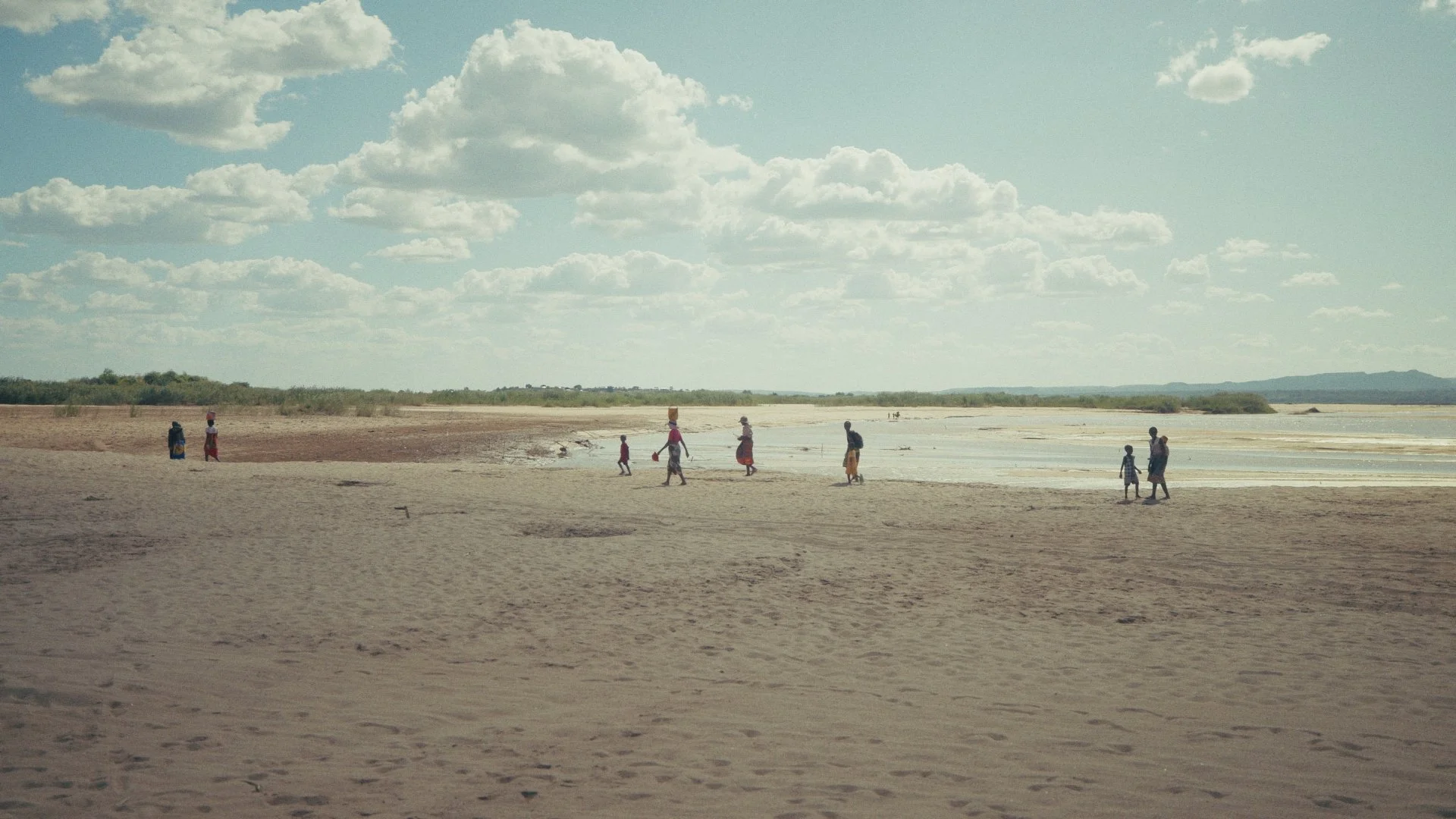 Day 02 Stringout_01_09_31_05.jpg