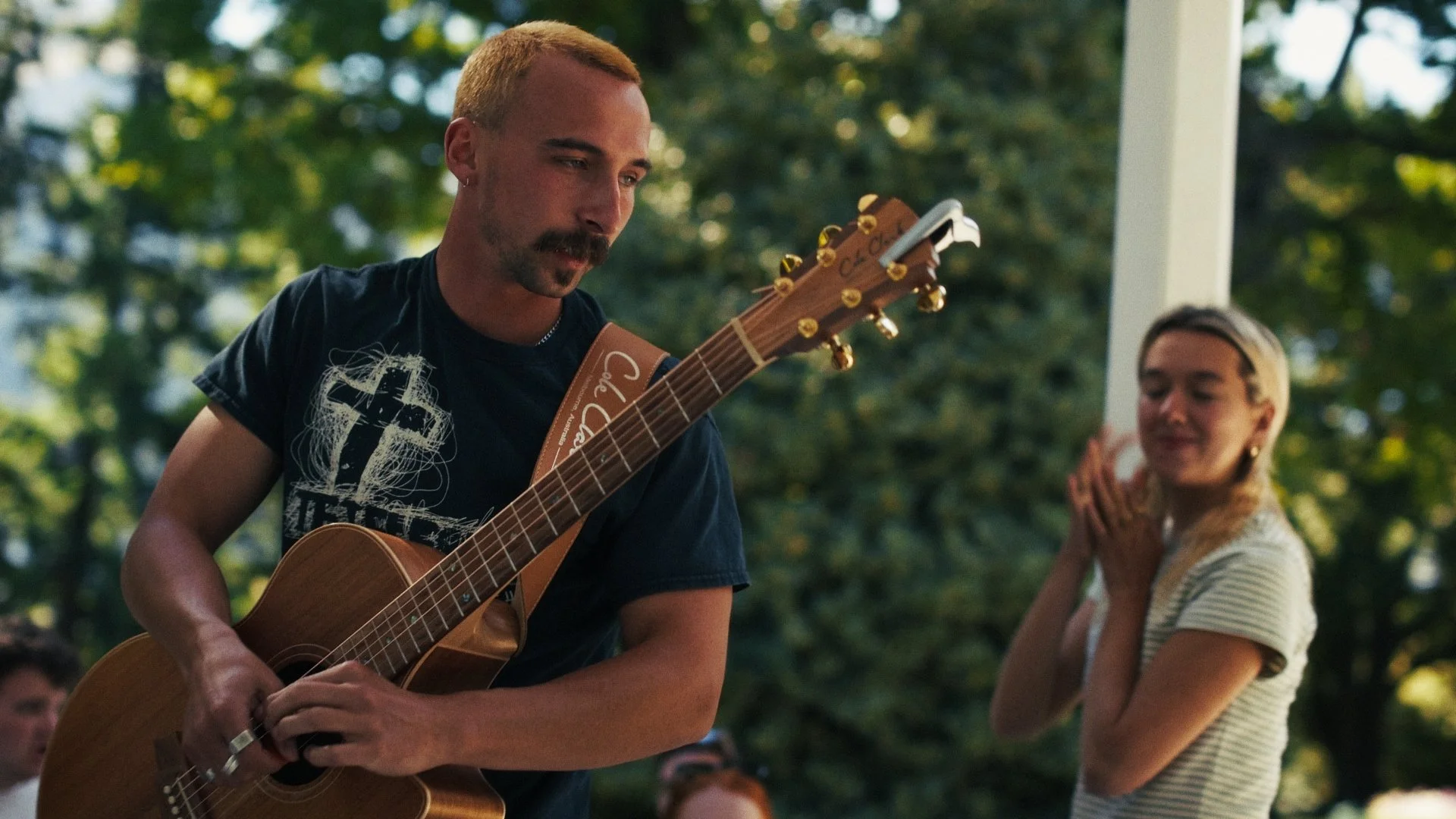 Timeline 3_00_37_44_09.jpg