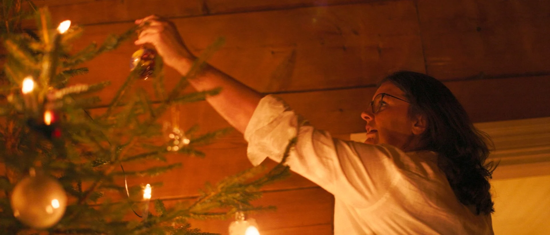 Hedda's House_00_45_47_11.jpg