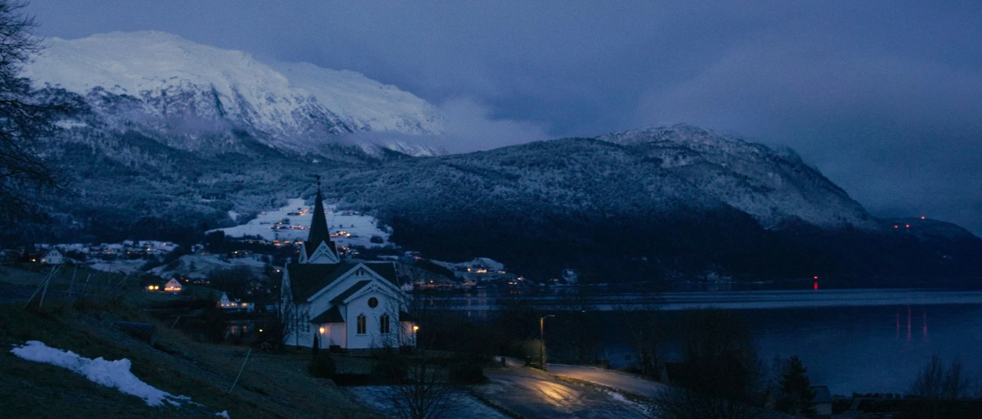 Hedda's House_00_56_59_16.jpg