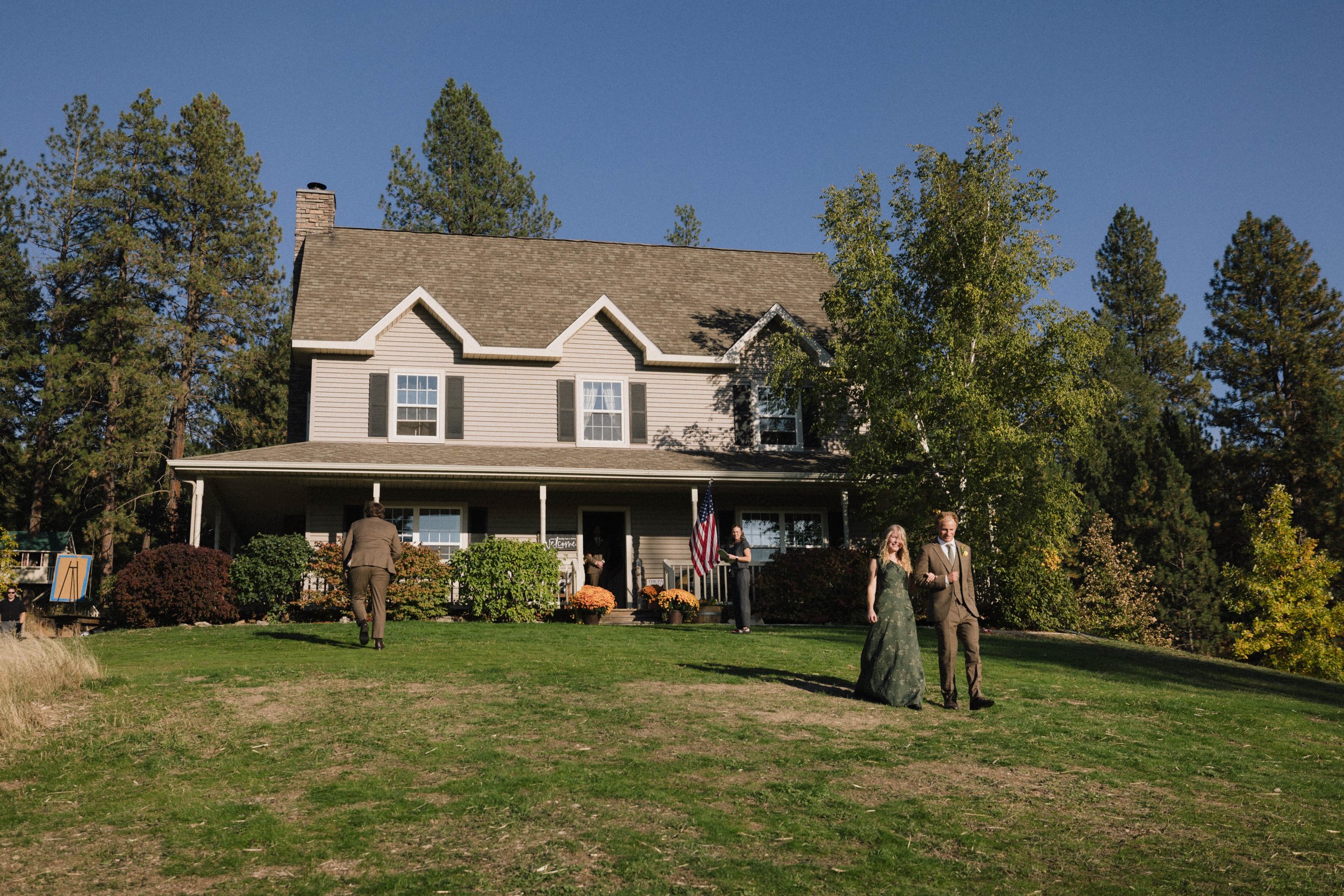 R5__8100.jpg