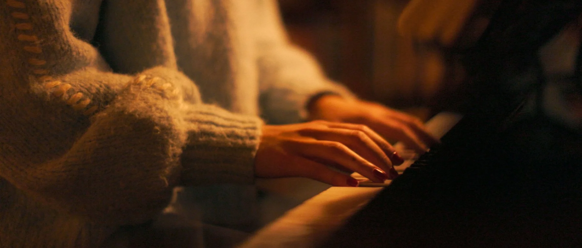 Hedda's House_00_41_35_02.jpg