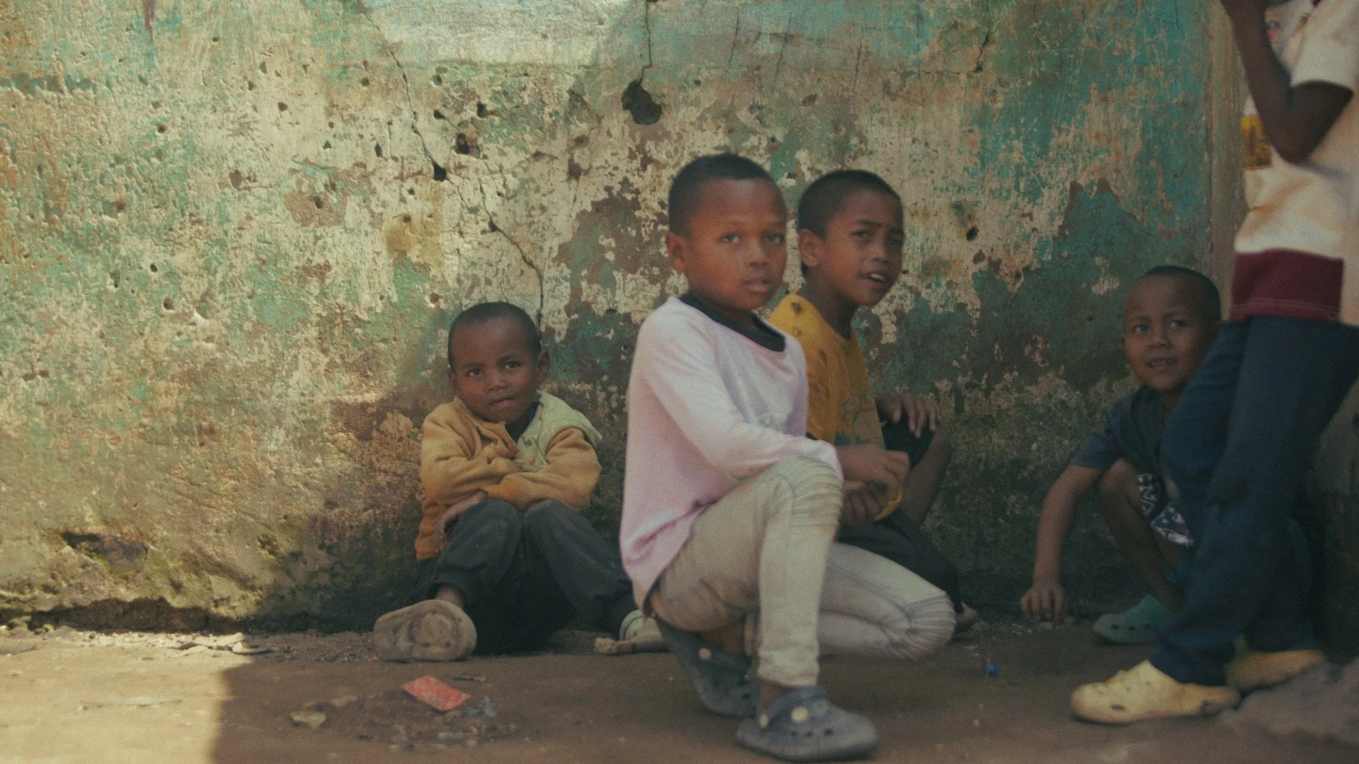 Day 01 Stringout_00_21_08_09.jpg