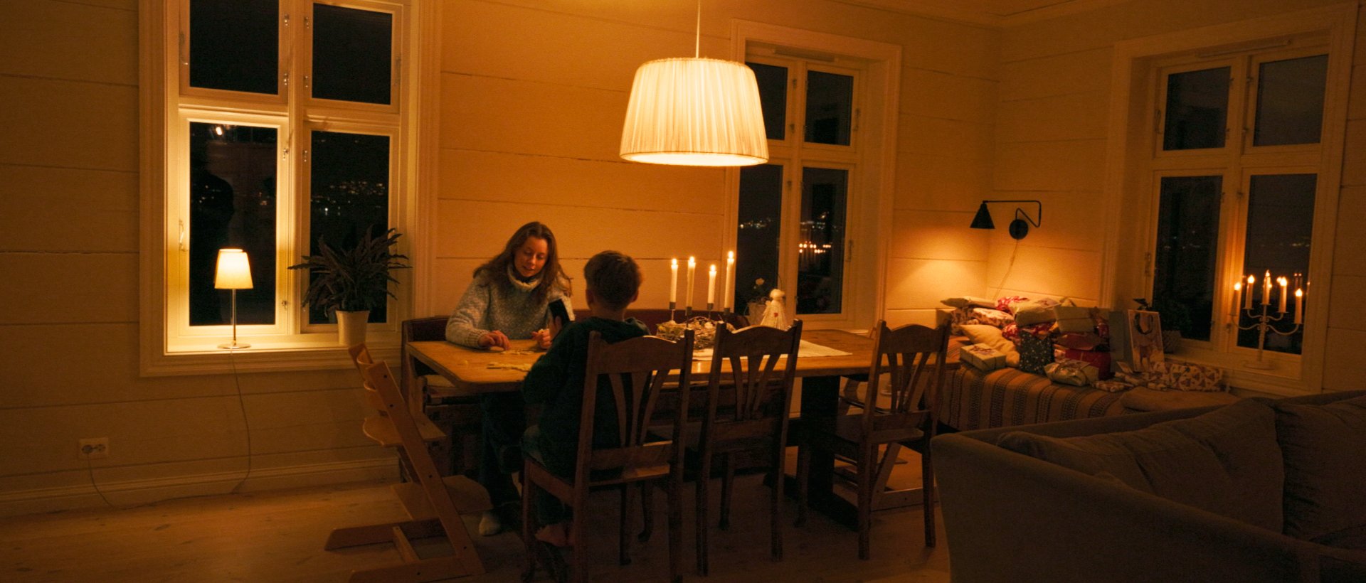 Hedda's House_00_24_58_15.jpg