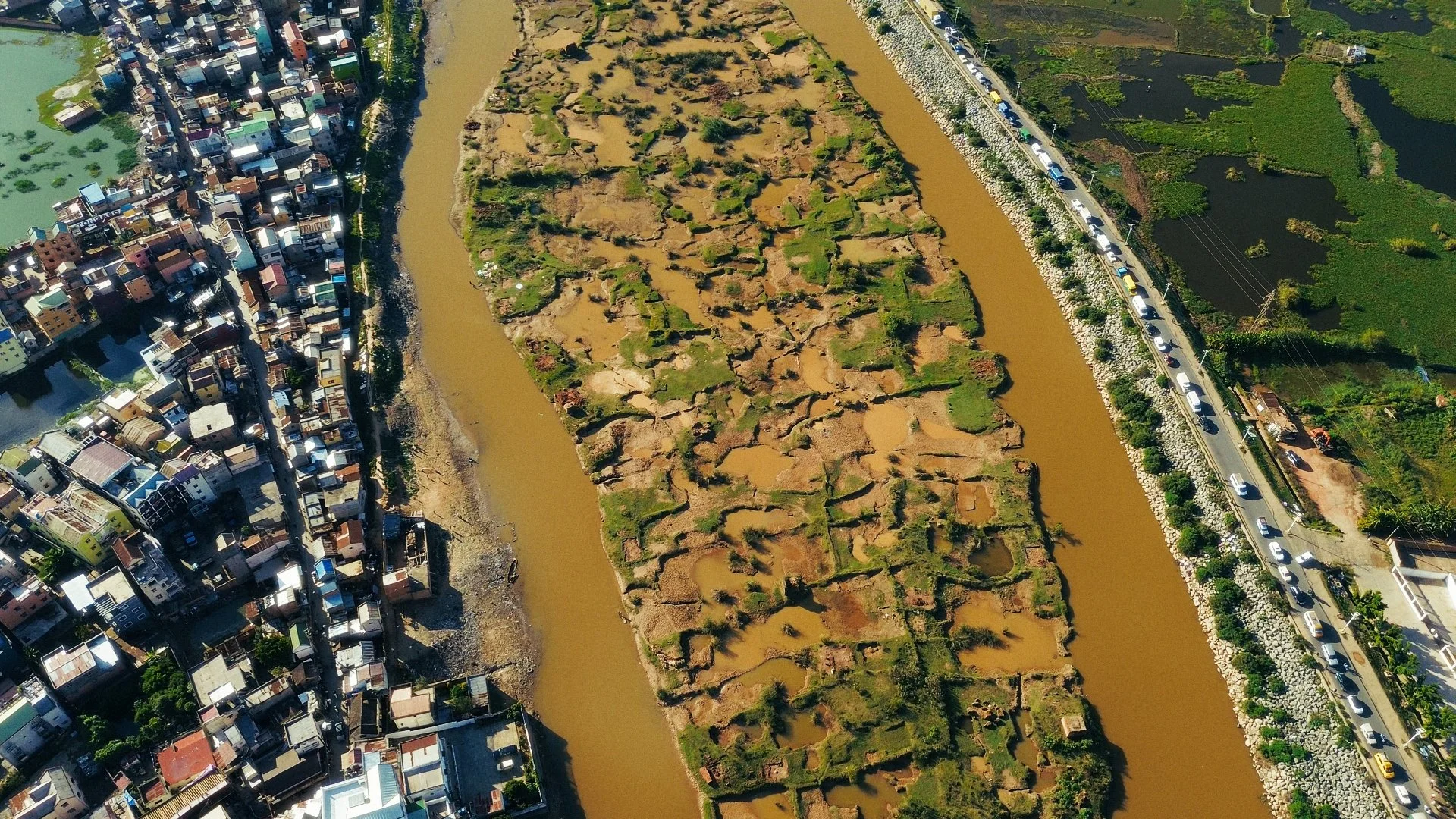 Day 01 Stringout_01_35_34_04.jpg