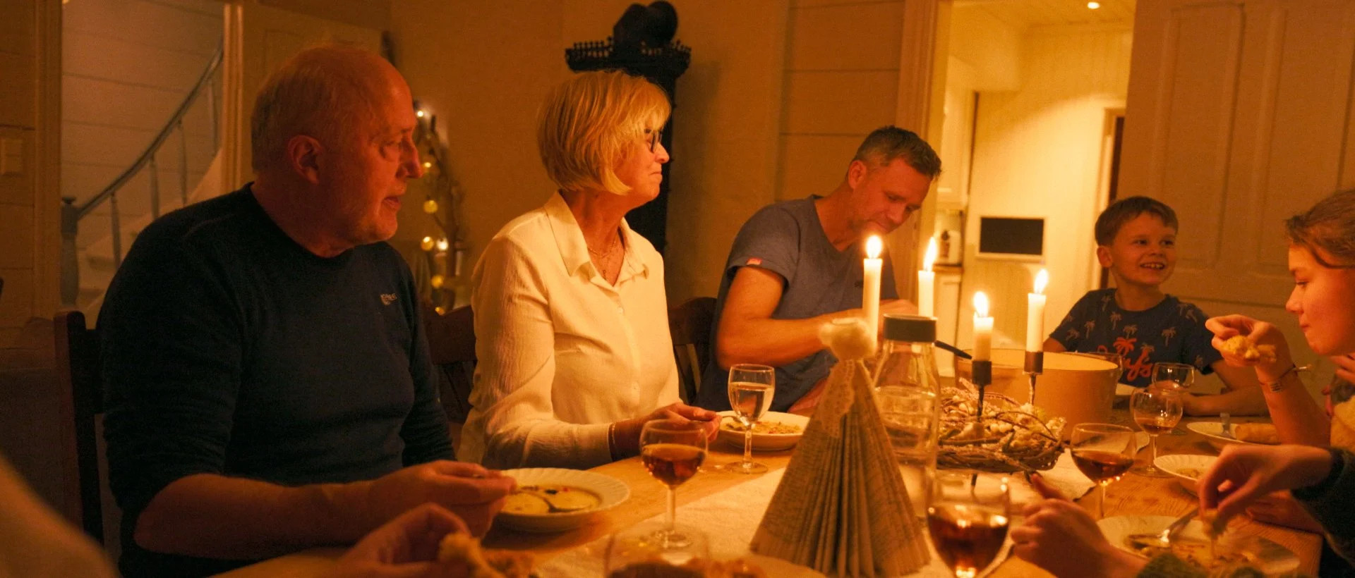 Hedda's House_00_54_09_05.jpg